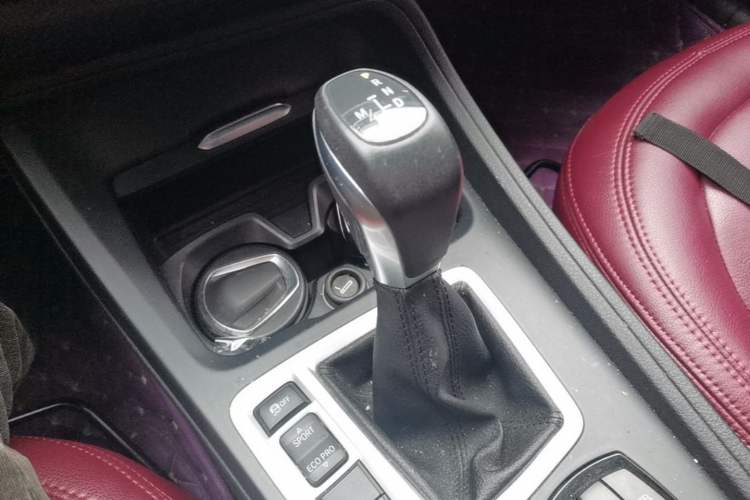 Used BMW 1 Series 2017 118i Fashion Model Gear Lever