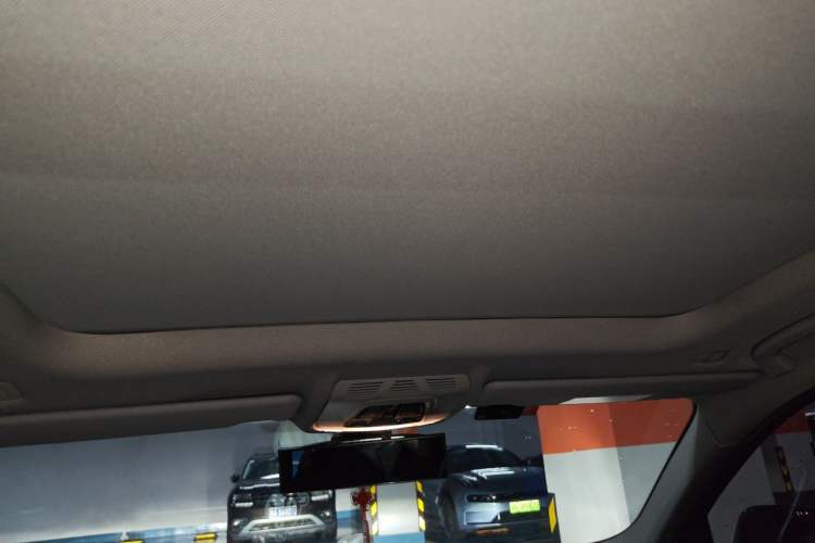 Used BMW 1 Series 2017 118i Sport Edition Headliner