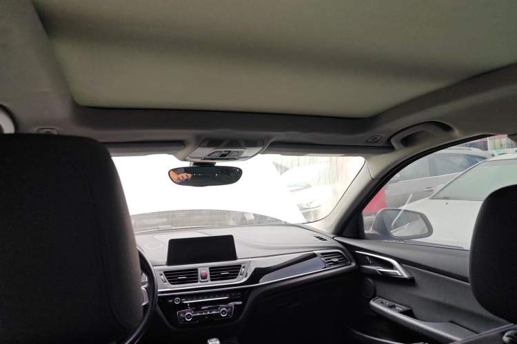 Used BMW 1 Series 2017 118i Design Package Model Headliner
