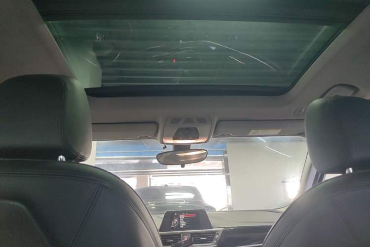 Used BMW 1 Series 2017 118i Sport Edition Headliner