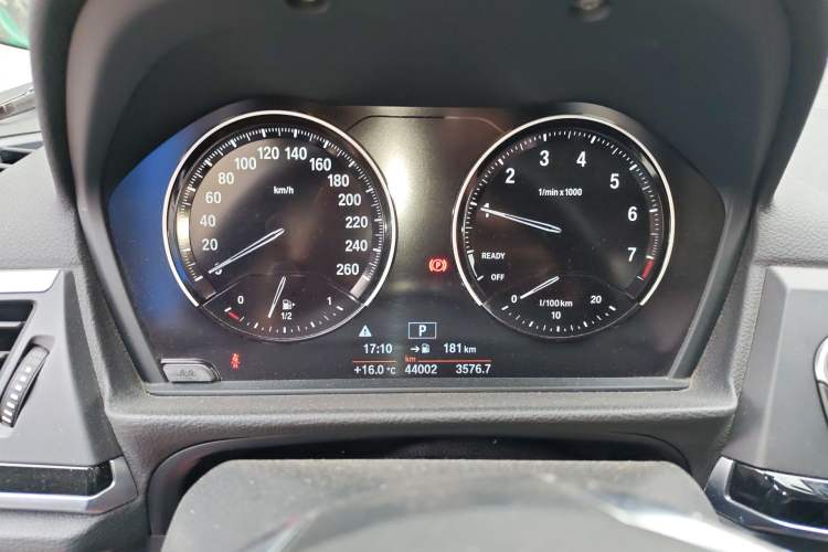 Used BMW 1 Series 2017 118i Sport Edition Instrument Cluster