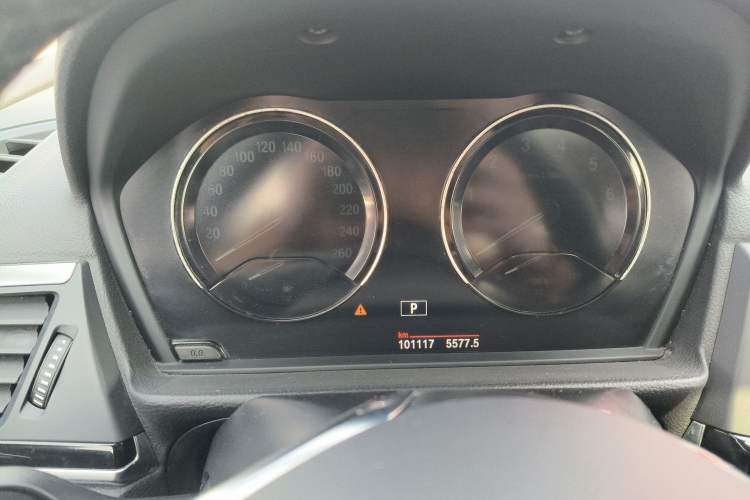 Used BMW 1 Series 2017 118i Sport Edition Instrument Cluster
