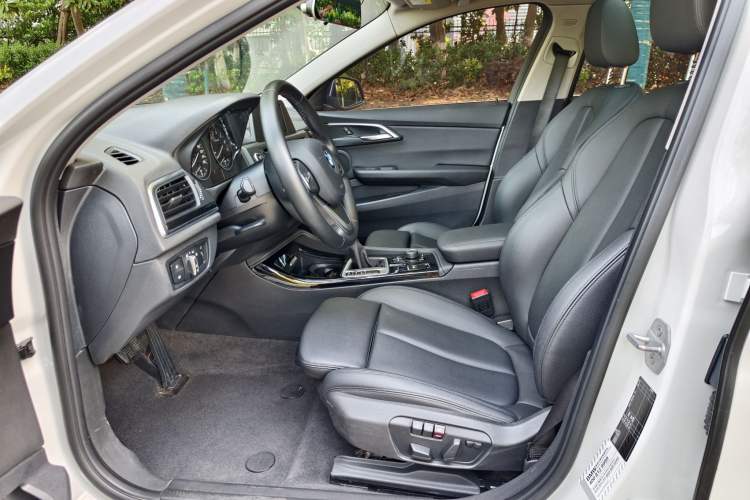 Used BMW 1 Series 2017 118i Sport Edition Interior 1