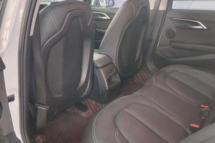 Used BMW 1 Series 2017 118i Fashion Model Interior 1