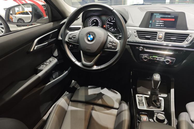 Used BMW 1 Series 2017 118i Sport Edition Interior 11