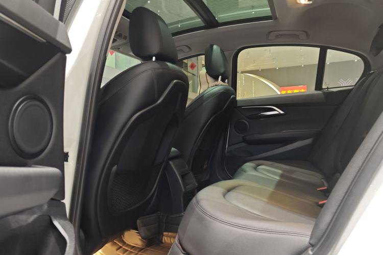 Used BMW 1 Series 2017 118i Sport Edition Interior 2