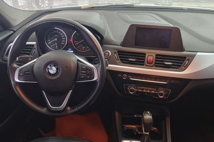 Used BMW 1 Series 2017 118i Fashion Model Interior 2