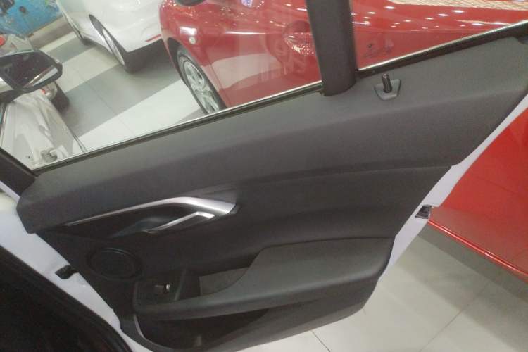 Used BMW 1 Series 2017 118i Design Package Model Interior 3