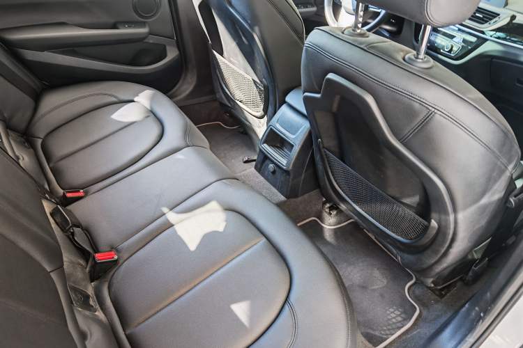 Used BMW 1 Series 2017 118i Sport Edition Interior 3