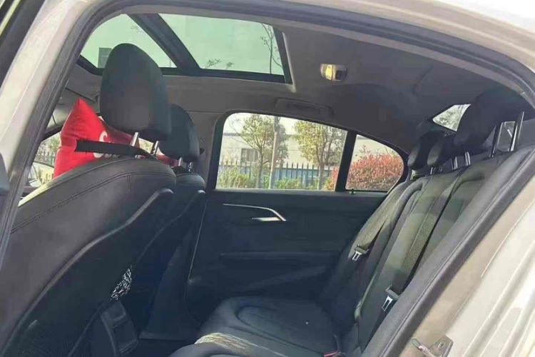 Used BMW 1 Series 2017 118i Sport Edition Interior 3
