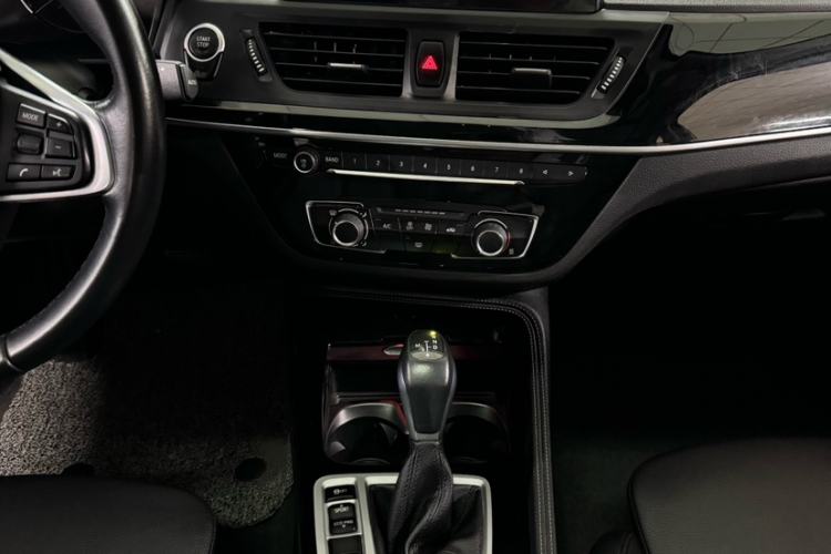 Used BMW 1 Series 2017 118i Sport Edition Interior 3