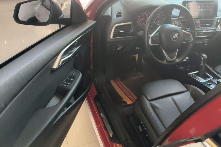 Used BMW 1 Series 2017 118i Sport Edition Interior 3