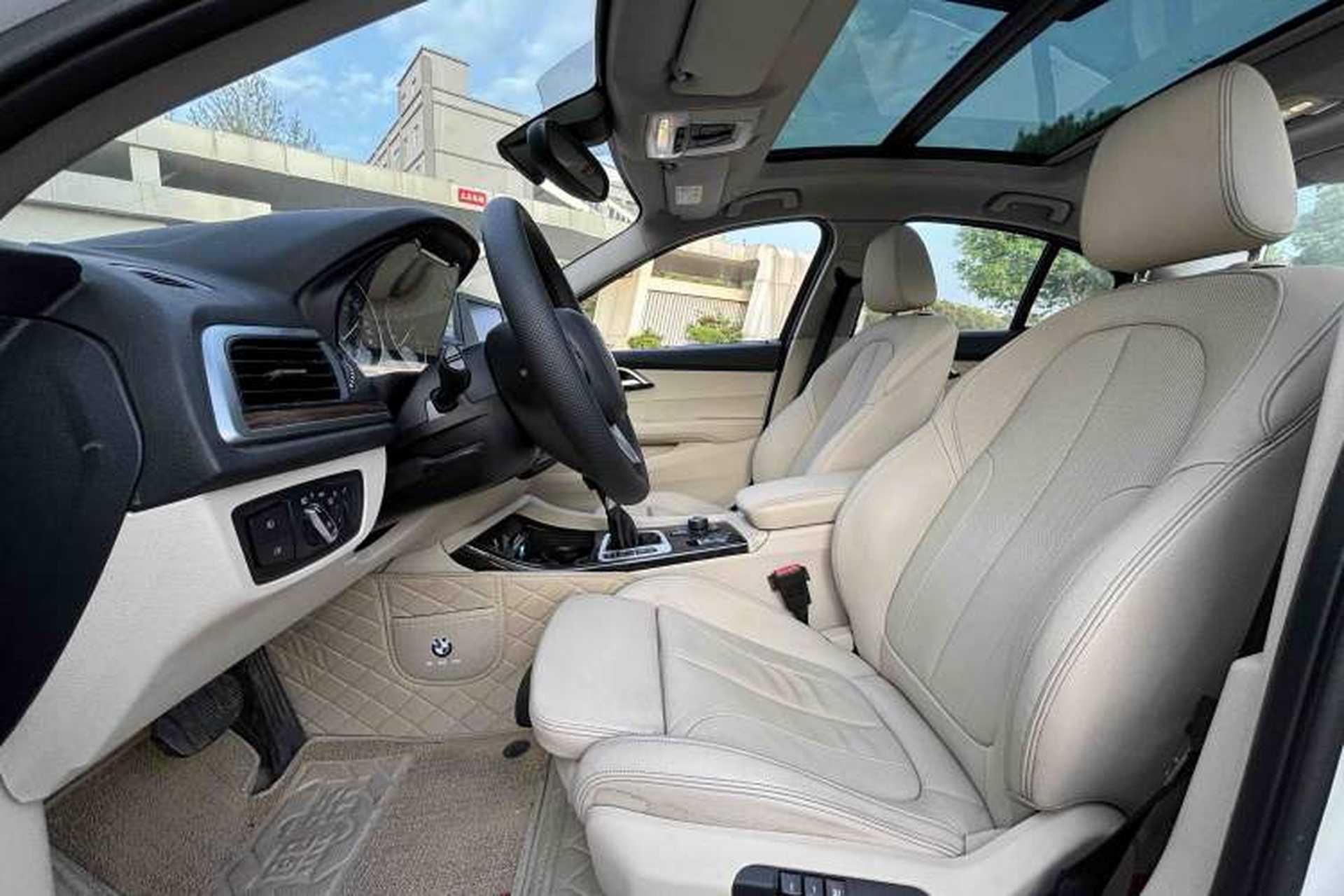 Used BMW 1 Series 2017 118i Design Package Model Interior 3