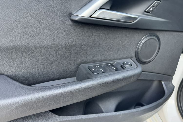 Used BMW 1 Series 2017 118i Sport Edition Interior 4