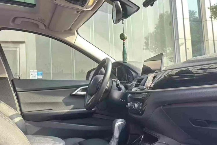 Used BMW 1 Series 2017 118i Sport Edition Interior 4