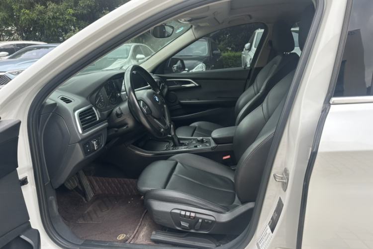 Used BMW 1 Series 2017 118i Sport Edition Interior 4