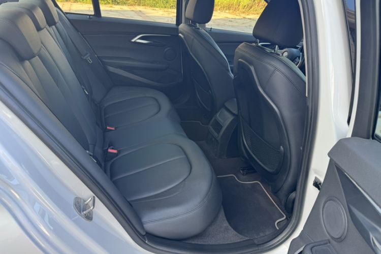 Used BMW 1 Series 2017 118i Sport Edition Interior 5