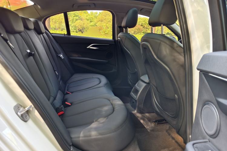 Used BMW 1 Series 2017 118i Sport Edition Interior 5