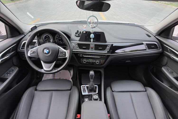 Used BMW 1 Series 2017 118i Sport Edition Interior 6