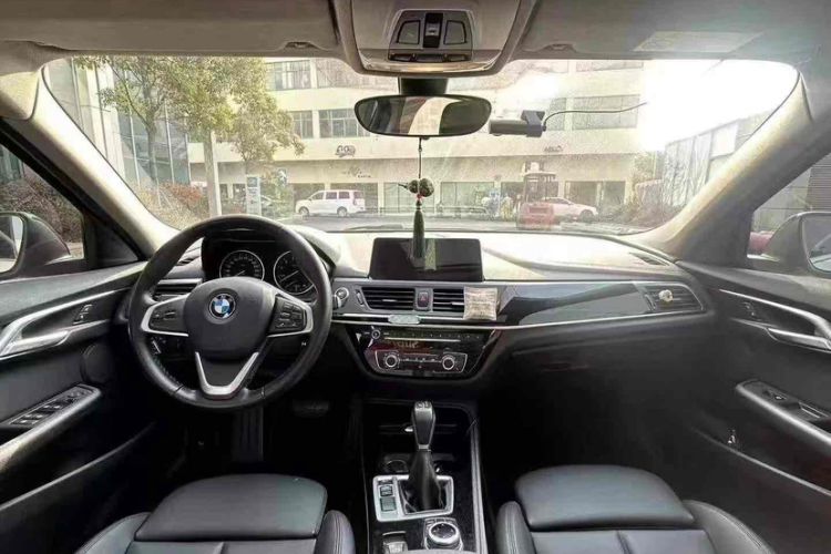 Used BMW 1 Series 2017 118i Sport Edition Interior 6