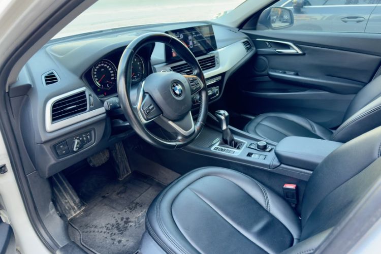 Used BMW 1 Series 2017 118i Fashion Model Interior 6