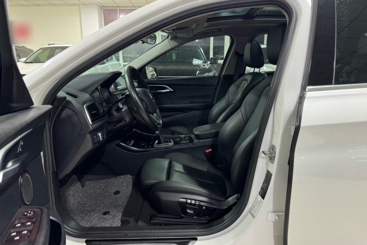 Used BMW 1 Series 2017 118i Sport Edition Interior 6
