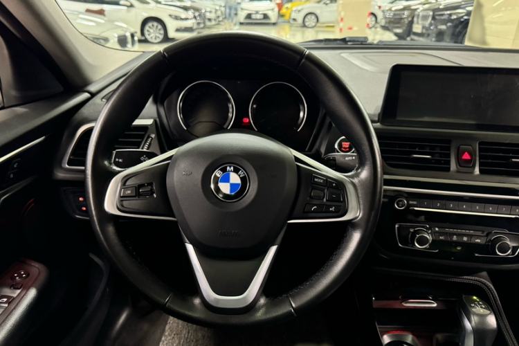 Used BMW 1 Series 2017 118i Sport Edition Interior 8
