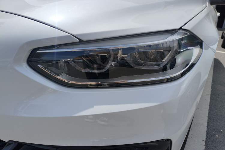Used BMW 1 Series 2017 118i Sport Edition Left Front Headlight