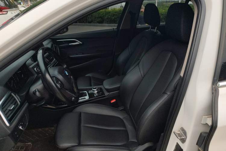 Used BMW 1 Series 2017 118i Design Package Model Left Front Seat