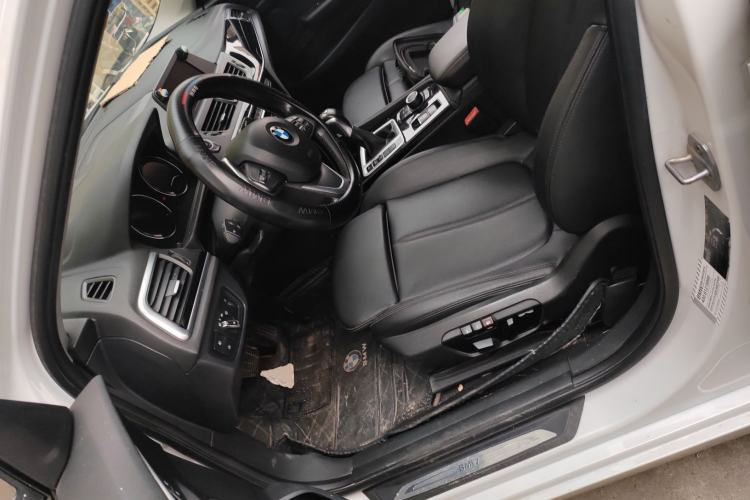 Used BMW 1 Series 2017 118i Sport Edition Left Front Seat
