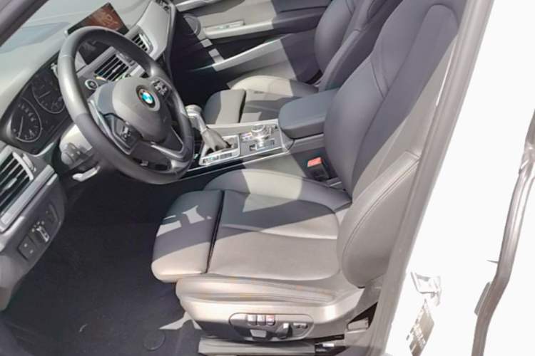 Used BMW 1 Series 2017 120i Design Package Model Left Front Seat