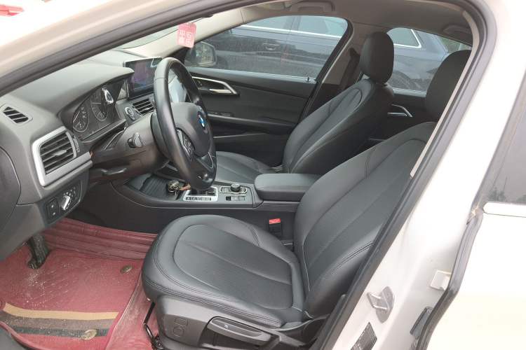 Used BMW 1 Series 2017 118i Fashion Model Left Front Seat