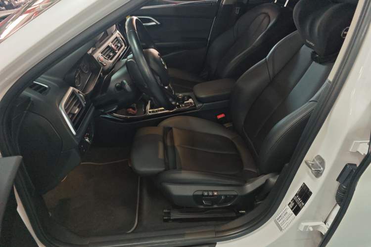 Used BMW 1 Series 2017 118i Sport Edition Left Front Seat