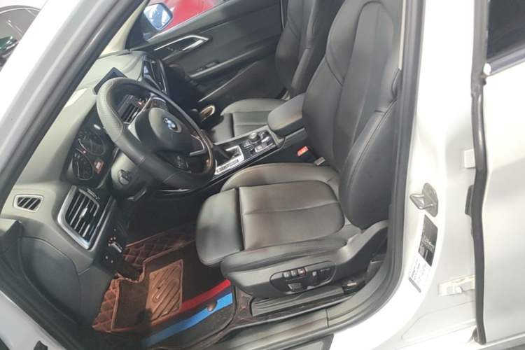 Used BMW 1 Series 2017 118i Sport Edition Left Front Seat