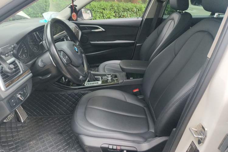 Used BMW 1 Series 2017 120i Design Package Model Left Front Seat