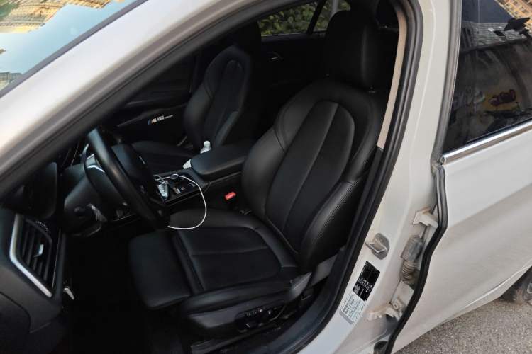 Used BMW 1 Series 2017 118i Sport Edition Left Front Seat