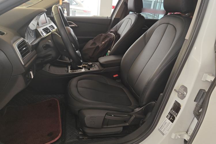 Used BMW 1 Series 2017 118i Fashion Model Left Front Seat