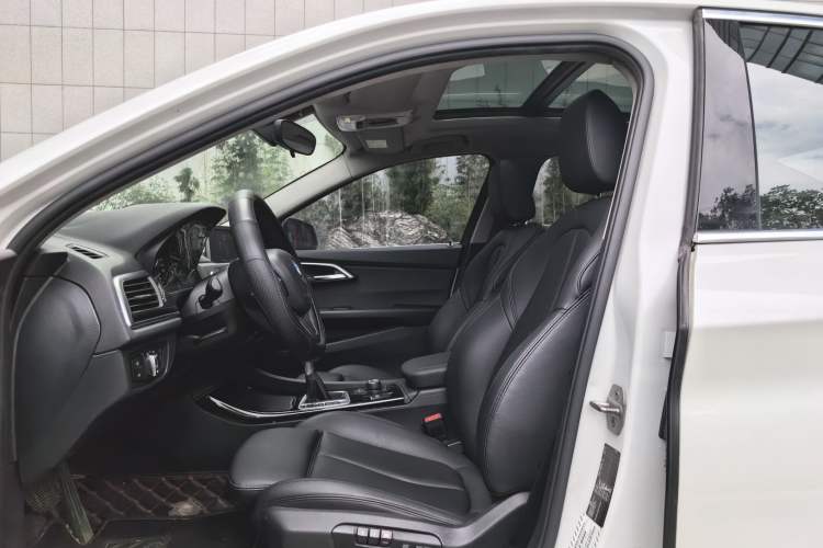 Used BMW 1 Series 2017 118i Sport Edition Left Front Seat