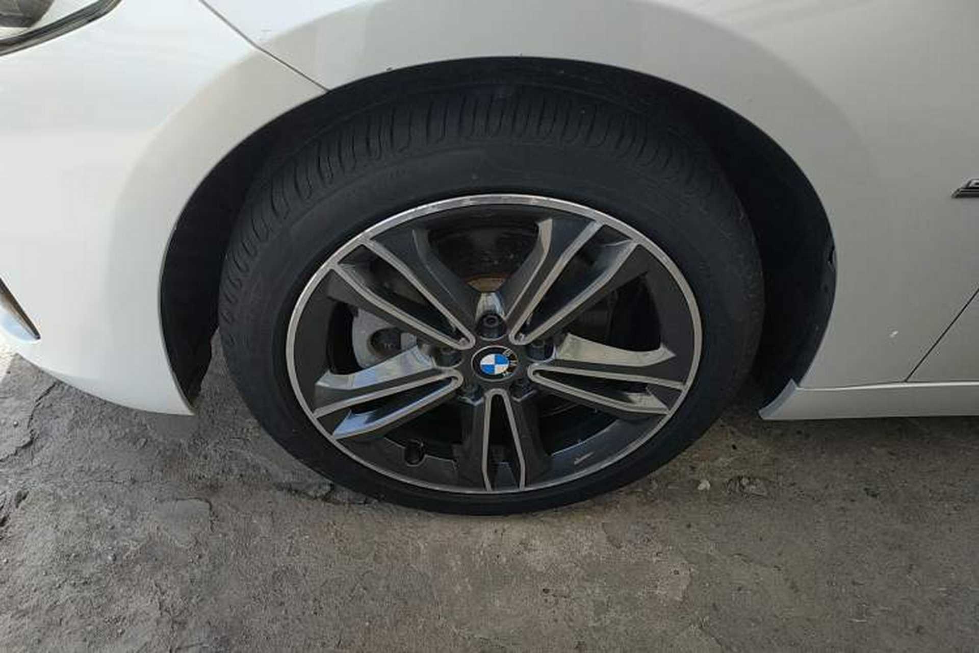 Used BMW 1 Series 2017 118i Sport Edition Left Front Wheel Hub