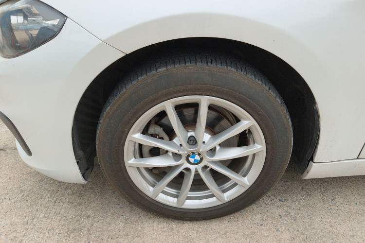 Used BMW 1 Series 2017 118i Fashion Model Left Front Wheel Hub
