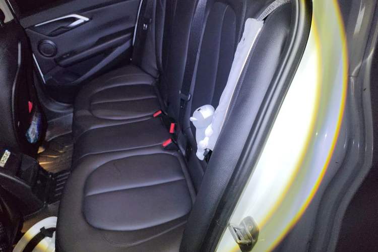 Used BMW 1 Series 2017 118i Sport Edition Left Rear Seat