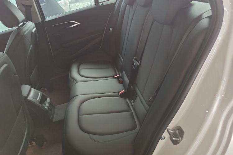 Used BMW 1 Series 2017 118i Sport Edition Left Rear Seat