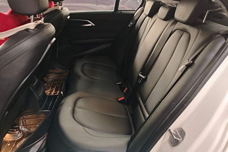 Used BMW 1 Series 2017 118i Sport Edition Left Rear Seat