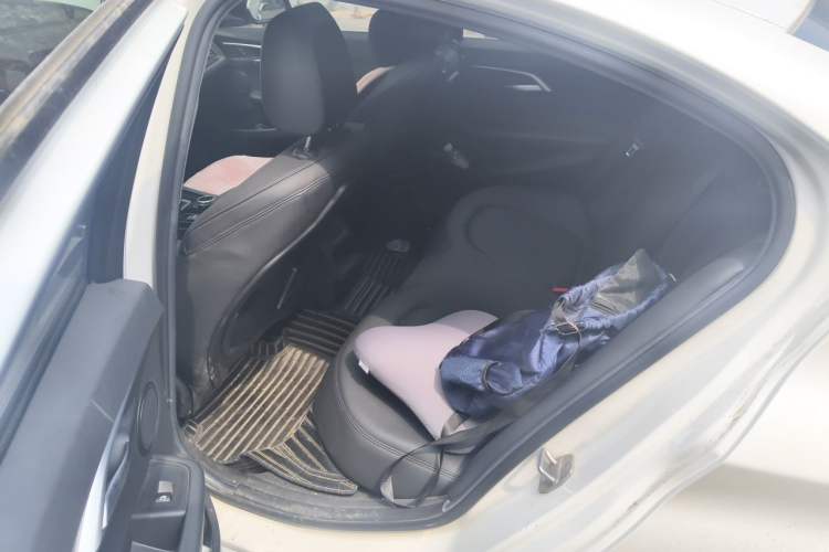 Used BMW 1 Series 2017 118i Sport Edition Left Rear Seat