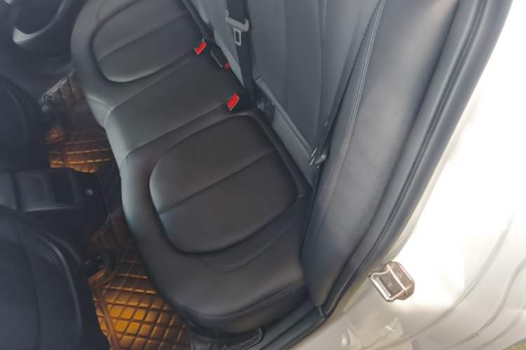 Used BMW 1 Series 2017 118i Sport Edition Left Rear Seat
