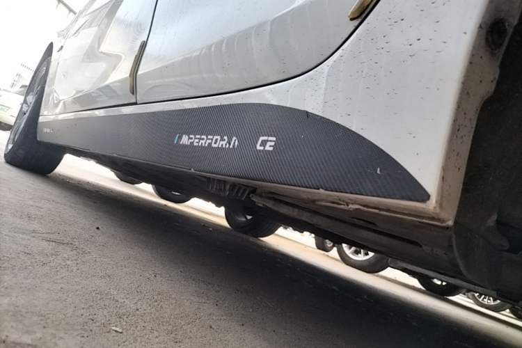 Used BMW 1 Series 2017 118i Sport Edition Left Side Sill