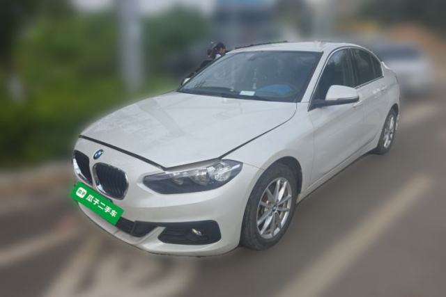 Ojetý BMW 1 Series 2017 118i Fashion Model