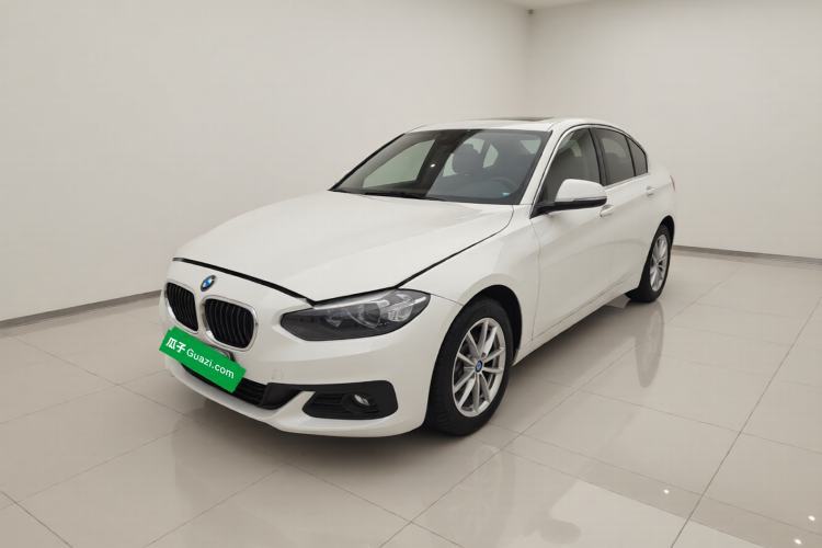 Used BMW 1 Series 2017 118i Fashion Model Guazi used car, China used car export, Used car for sale, Used BMW cars, Cheapest cars for sale