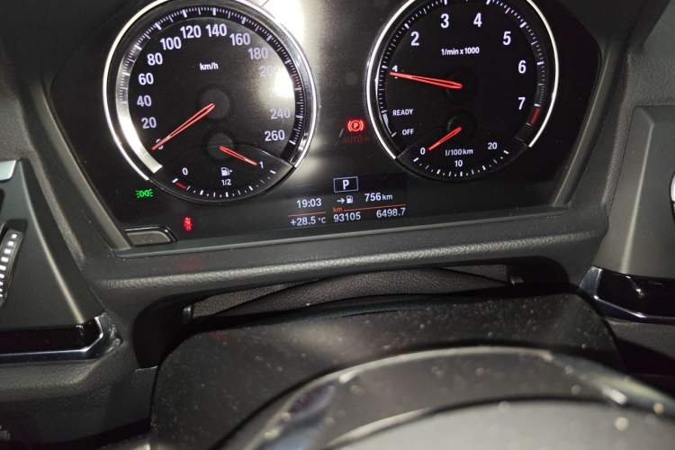 Used BMW 1 Series 2017 118i Sport Edition Odometer Close Up