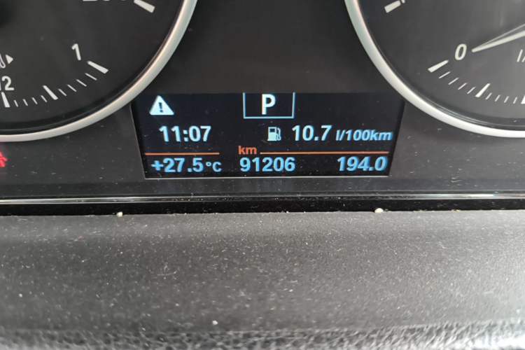 Used BMW 1 Series 2017 118i Sport Edition Odometer Close Up